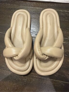 Pretty Little Thing Sandals